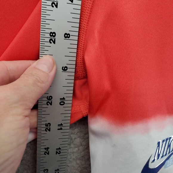 Nike Womens Shorts Medium Tight Fit Training Tights Red Mid Rise New - Picture 4 of 9